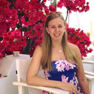 Meet your Posher, Dana